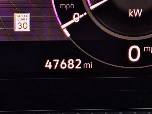 Used 2024 Volkswagen Golf R image 20