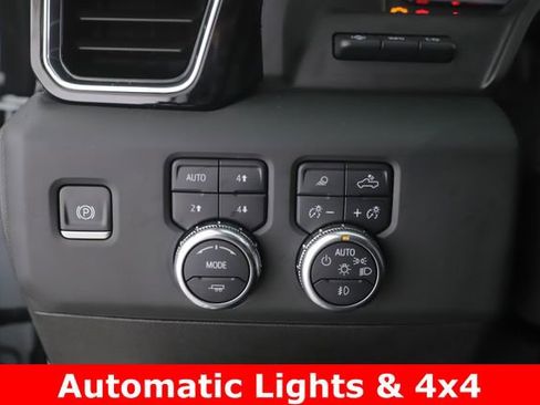 Used 2025 GMC Sierra 2500 Denali w/ Denali Reserve Package AWD/4WD image 21