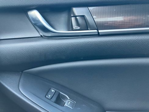 Certified 2022 Honda Accord Sport image 35