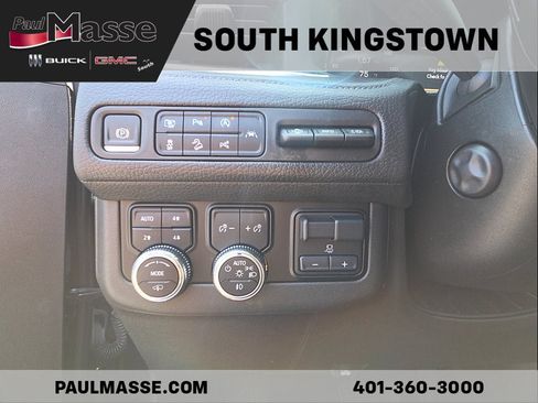 Used 2023 GMC Yukon Denali w/ Denali Reserve Package AWD/4WD image 12