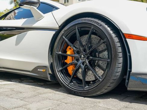 Used 2019 McLaren 600LT RWD image 57
