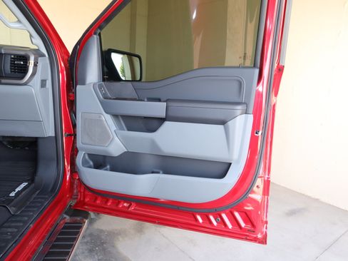 New 2025 Ford F150 XLT w/ Equipment Group 303A High image 42