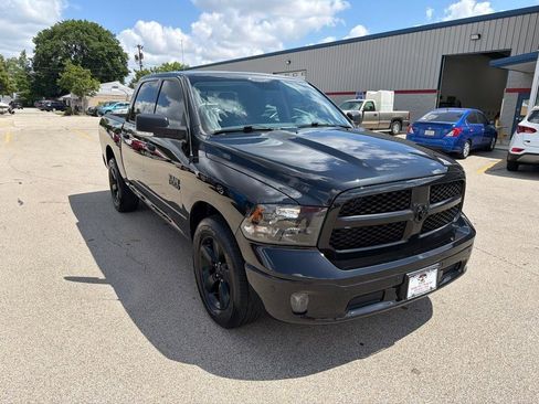 Used 2018 RAM 1500 Big Horn AWD/4WD image 2