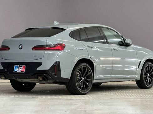 Certified 2023 BMW X4 xDrive30i w/ M Sport Package AWD/4WD image 8