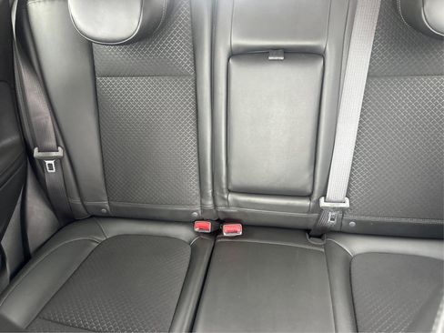 Used 2022 Buick Encore Preferred AWD/4WD image 24