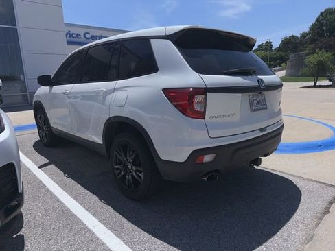 Used 2019 Honda Passport Sport image 2