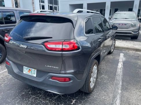Used 2016 Jeep Cherokee Limited FWD image 3