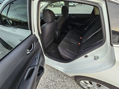 Used 2016 Nissan Sentra S image 18