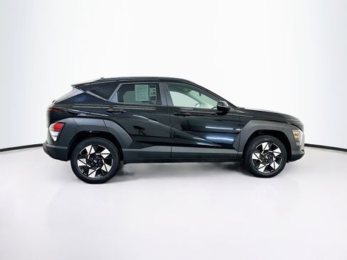 Used 2025 Hyundai Kona SEL image 10