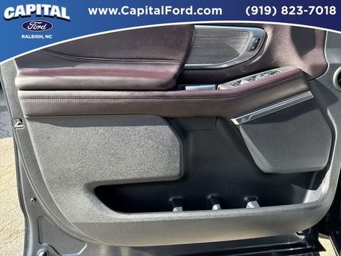 Certified 2025 Ford Expedition Max Platinum w/ Platinum Ultimate Package image 19