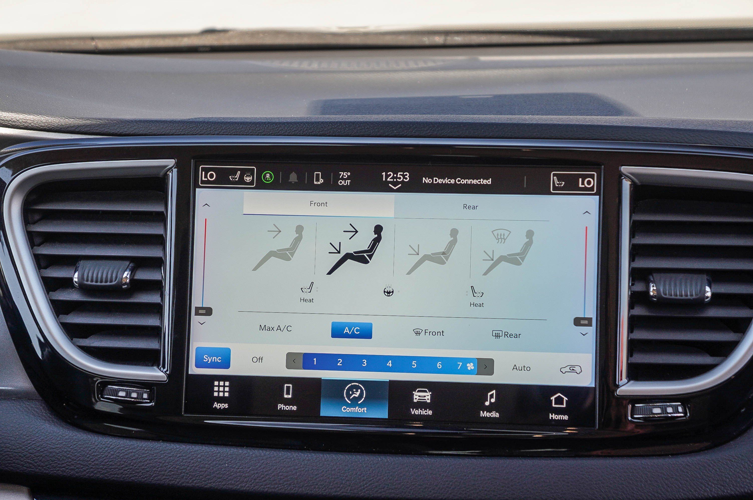 Used 2023 Chrysler Pacifica Touring-L FWD image 15
