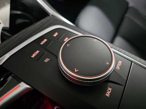 Used 2025 BMW 330i xDrive Sedan w/ M Sport Package image 24