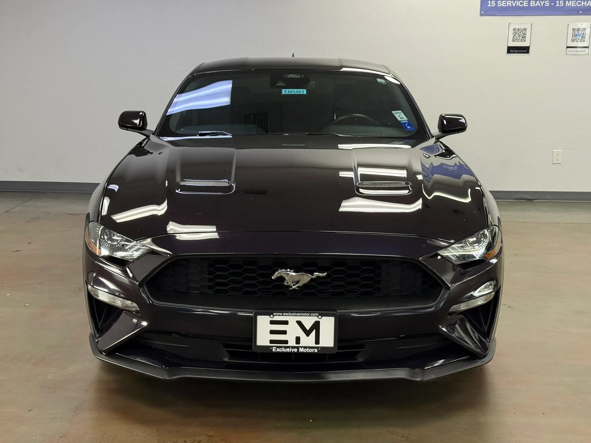 Used 2022 Ford Mustang Coupe RWD image 3