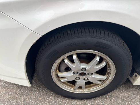 Used 2010 Toyota Prius Three FWD image 6