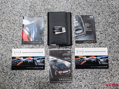 Used 2011 Jaguar XK Coupe image 33