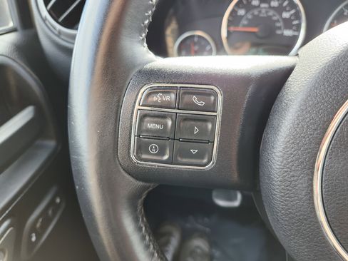 Used 2016 Jeep Wrangler Sport AWD/4WD image 29