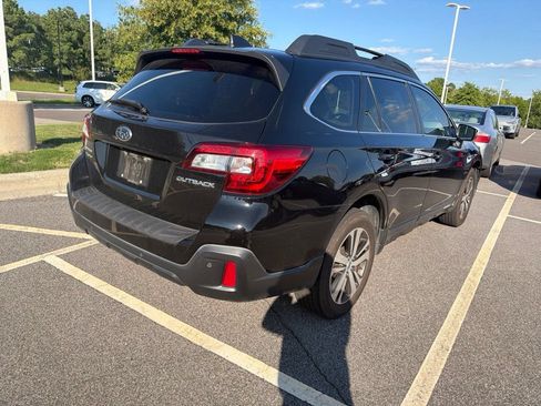 Used 2018 Subaru Outback 2.5i Limited AWD/4WD image 13