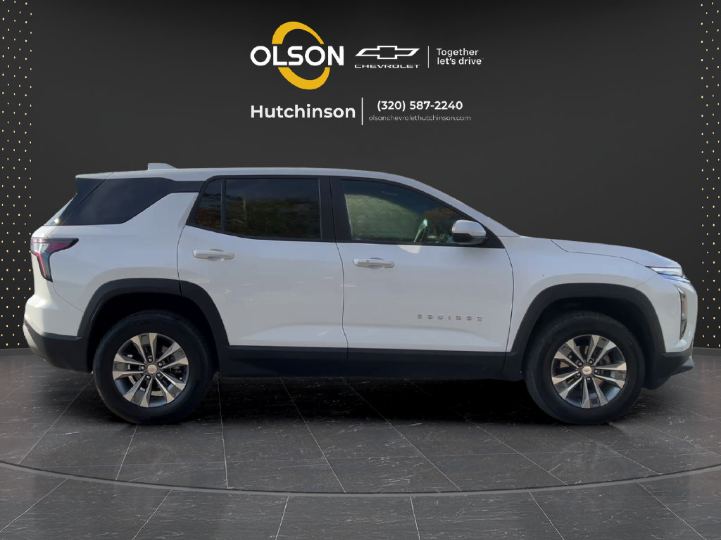 Used 2026 Chevrolet Equinox LT AWD/4WD image 6