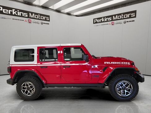 New 2026 Jeep Wrangler Unlimited Rubicon AWD/4WD image 6