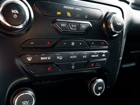 Used 2020 Ford Ranger Lariat w/ Equipment Group 501A Mid image 16