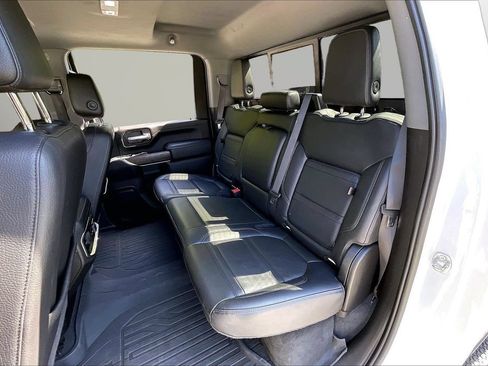 Used 2023 GMC Sierra 3500 Denali w/ Denali Ultimate Package AWD/4WD image 23
