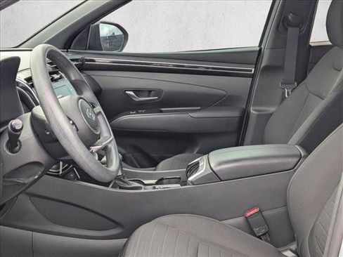 Used 2024 Hyundai Santa Cruz SE image 16