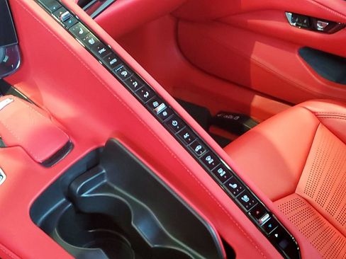 Used 2025 Chevrolet Corvette E-Ray w/ Stealth Interior Trim Package AWD/4WD image 17