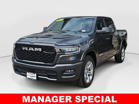 Used 2025 RAM 1500 Big Horn RWD image 7