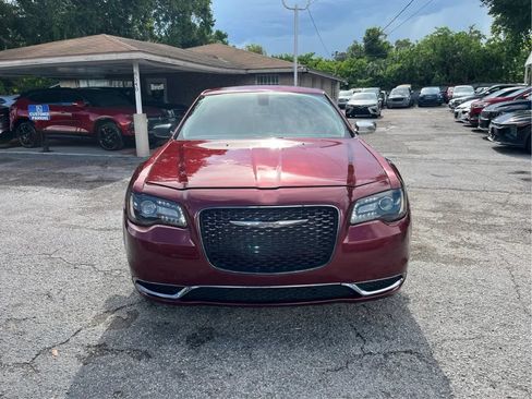 Used 2019 Chrysler 300 Touring w/ Sport Appearance Package RWD image 2
