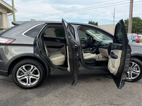 Used 2018 Ford Edge Titanium AWD/4WD image 24