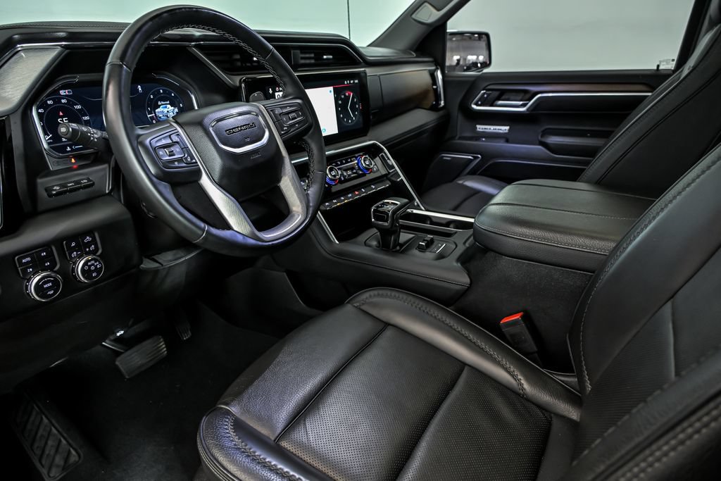 Used 2025 GMC Sierra 1500 Denali w/ Denali Reserve Package AWD/4WD image 13