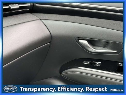 Used 2022 Hyundai Tucson Limited w/ Winter Package image 26