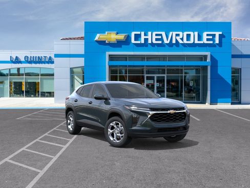 New 2026 Chevrolet Trax LS w/ LS Convenience Package FWD image 1