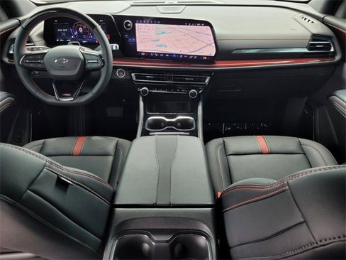 Used 2025 Chevrolet Traverse RS w/ LPO, Floor Liner Package image 20