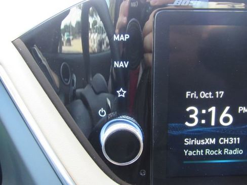 Used 2023 Hyundai Sonata Limited image 47