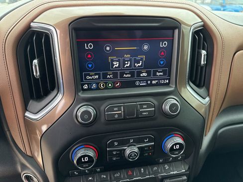 Used 2022 Chevrolet Silverado 1500 High Country w/ Safety Package II AWD/4WD image 23