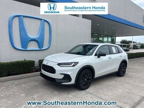 Used 2024 Honda HR-V Sport image 1