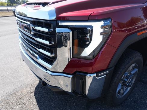 New 2025 GMC Sierra 2500 SLT w/ SLT Premium Package image 13