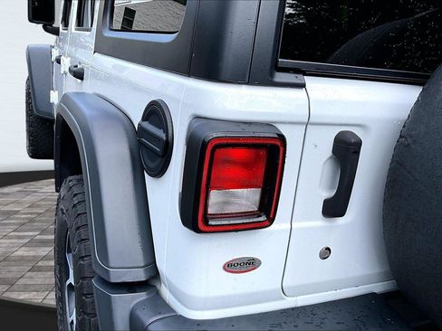 Used 2020 Jeep Wrangler Unlimited Rubicon AWD/4WD image 30