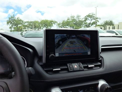 Used 2024 Toyota RAV4 XLE Premium image 22