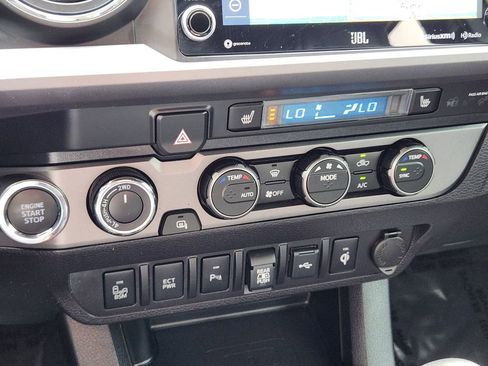 Used 2023 Toyota Tacoma TRD Off-Road w/ TRD Premium Off Road Package image 16