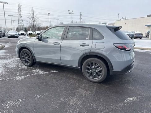 Certified 2025 Honda HR-V Sport image 15