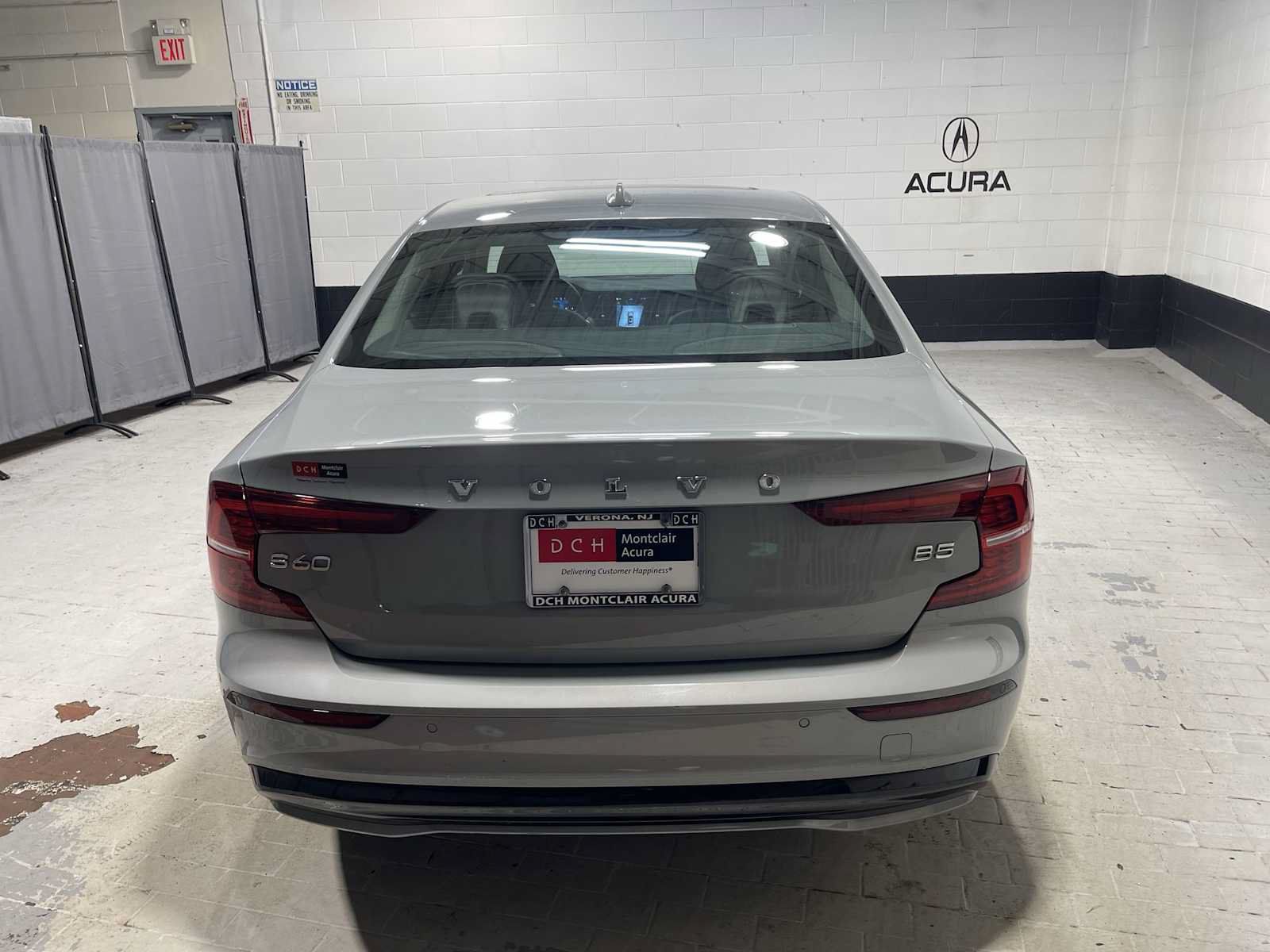 Used 2024 Volvo S60 B5 Plus FWD image 5