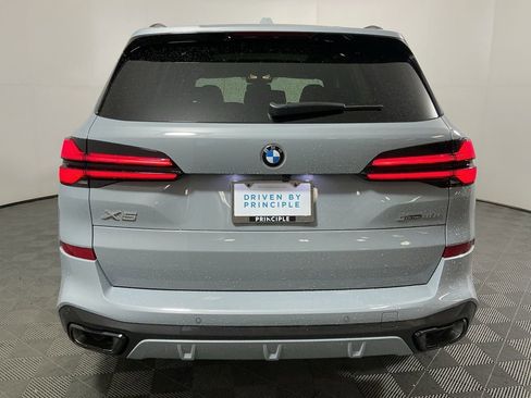 New 2026 BMW X5 sDrive40i w/ M Sport Package image 7