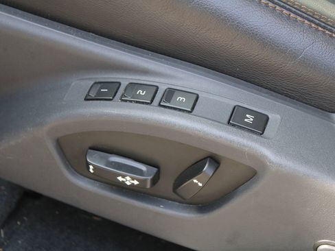 Used 2017 Volvo XC60 T6 Dynamic w/ Climate Package image 24