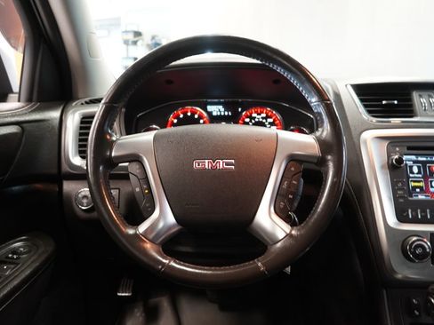 Used 2013 GMC Acadia SLE image 20