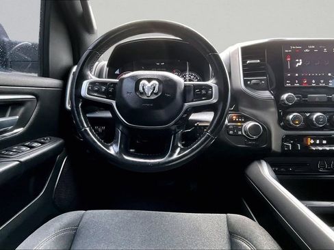 Used 2019 RAM 1500 Big Horn AWD/4WD image 8