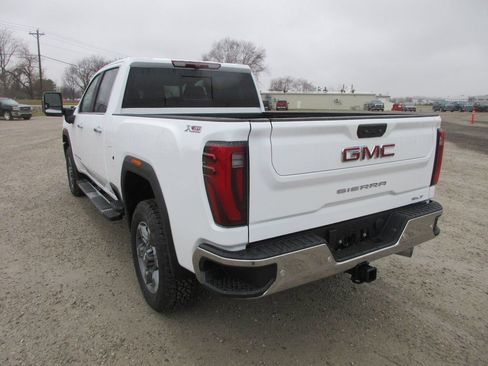 New 2026 GMC Sierra 2500 SLT w/ SLT Premium Package AWD/4WD image 9
