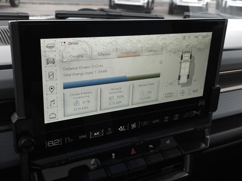 Used 2025 GMC Hummer EV 3X w/ LPO, Dark Essentials Package image 23