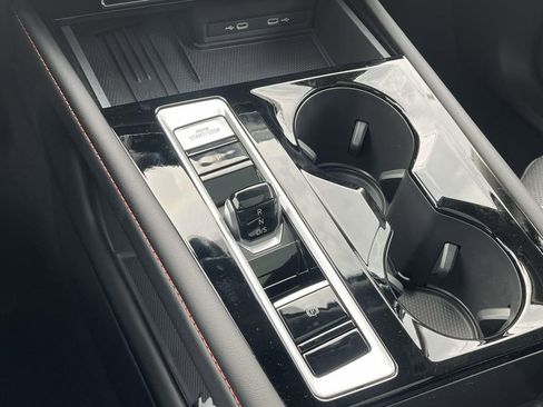 New 2026 Volkswagen Atlas Peak Edition AWD/4WD image 24